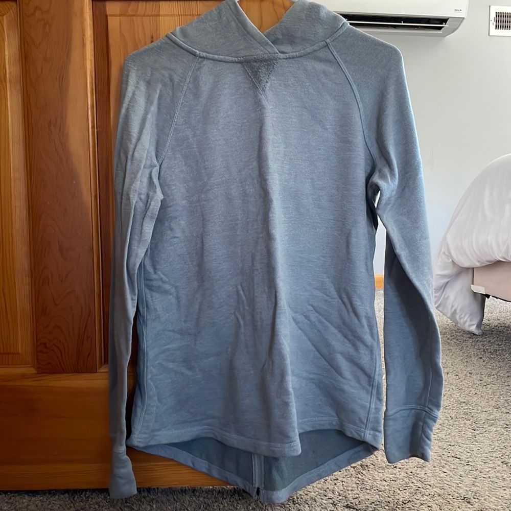 Womens North Face sweatshirt